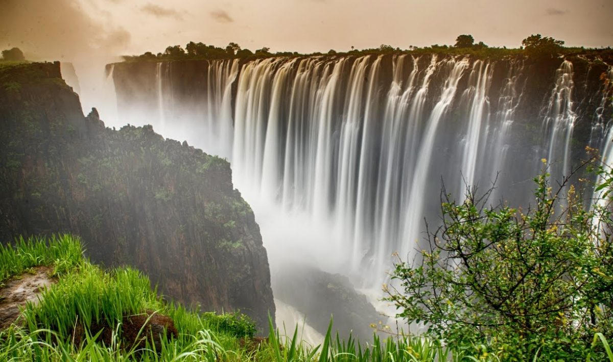 découvrez les spectaculaires chutes d’iguazu et leur incroyable beauté naturelle